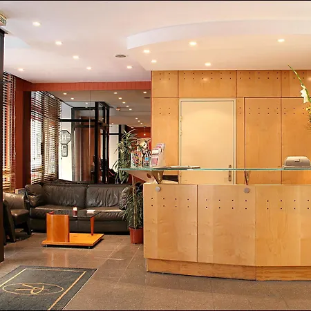 Pavillon Villiers Etoile Parigi
